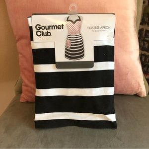 NEW Cute Retro Hostess Apron ~ One Size~ 100% Cotton ~ Black & White, Red Dots